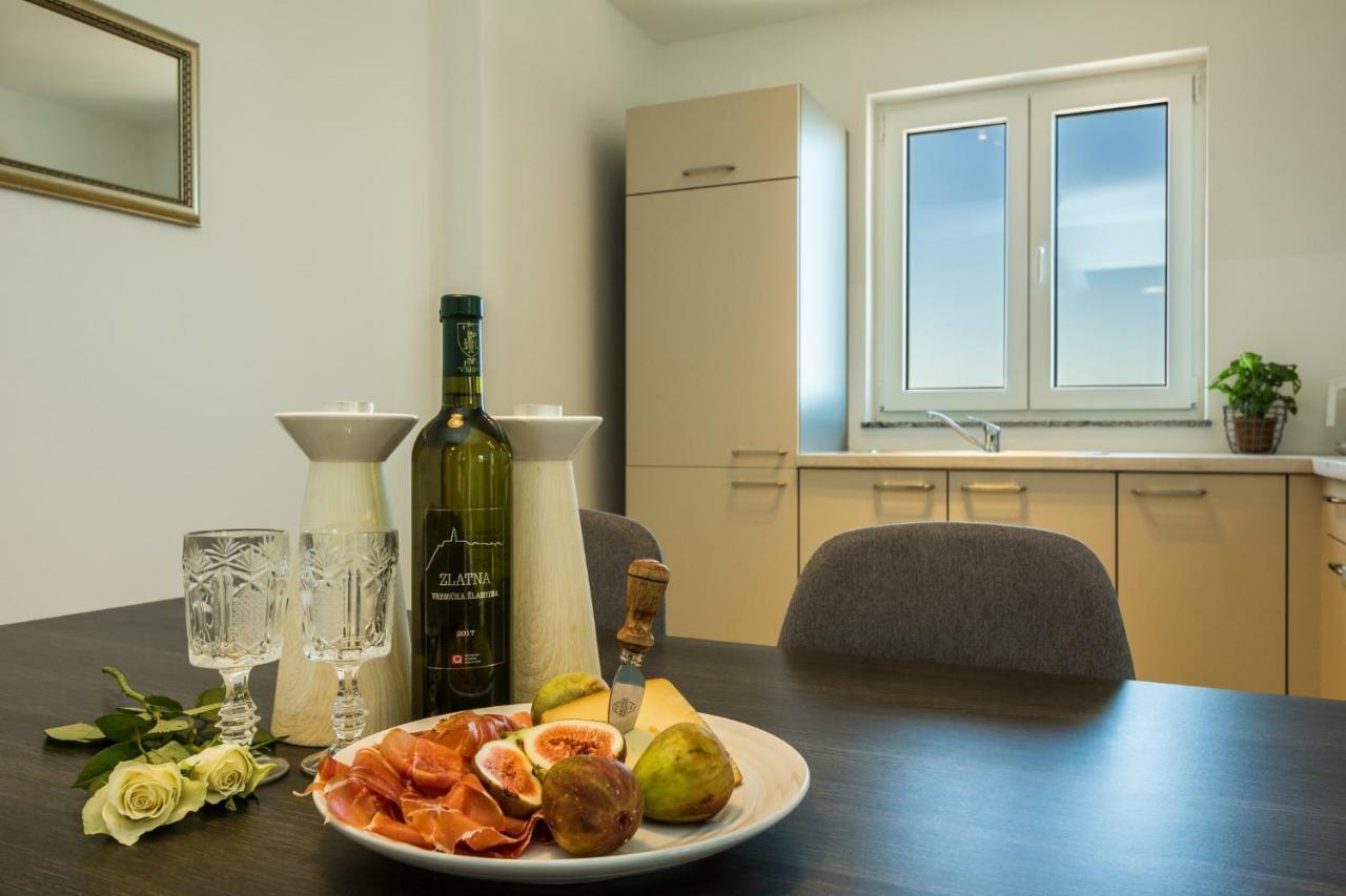 2Bfree Apartments 西尼卡 外观 照片